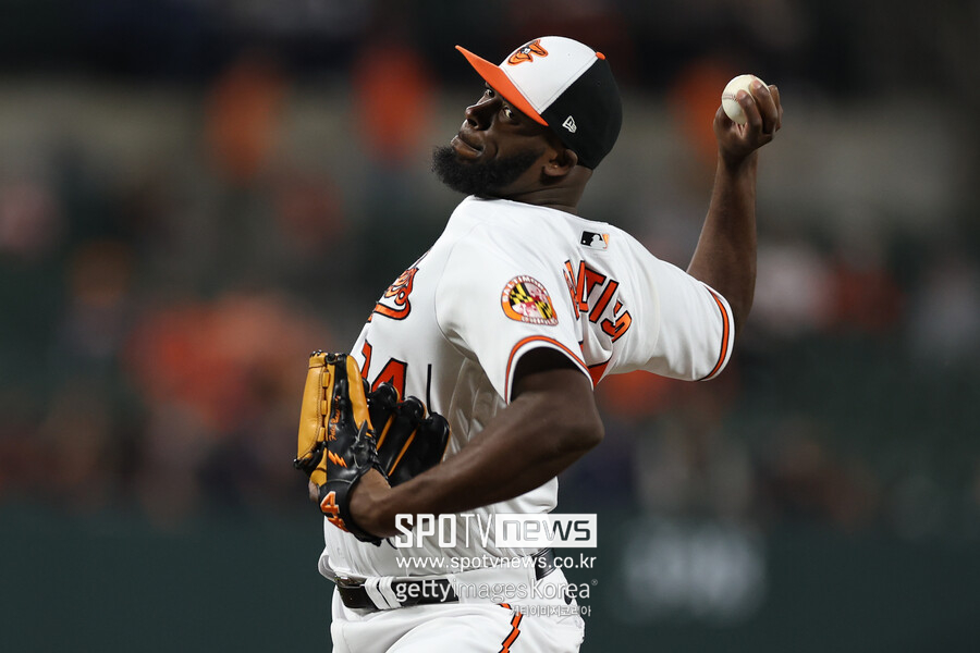 [이창섭의 MLB스코프] 방출 아픔 딛고 극강 마무리 된 볼티모어의 '산' 이야기