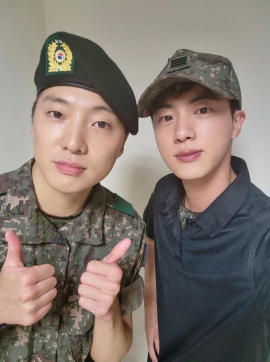 방탄소년단 진-위너 강승윤, 조교-훈련병으로 특급 만남 "특혜 안 받음"