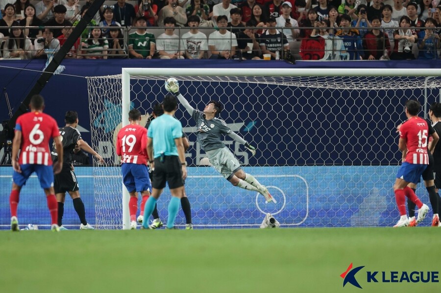 ▲ 팀 K리그와 아틀레티코의 친선경기 ⓒ한국프로축구연맹