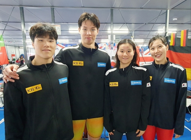 ▲ 왼쪽부터 지유찬, 양재훈, 허연경, 정소은 ⓒ대한수영연맹