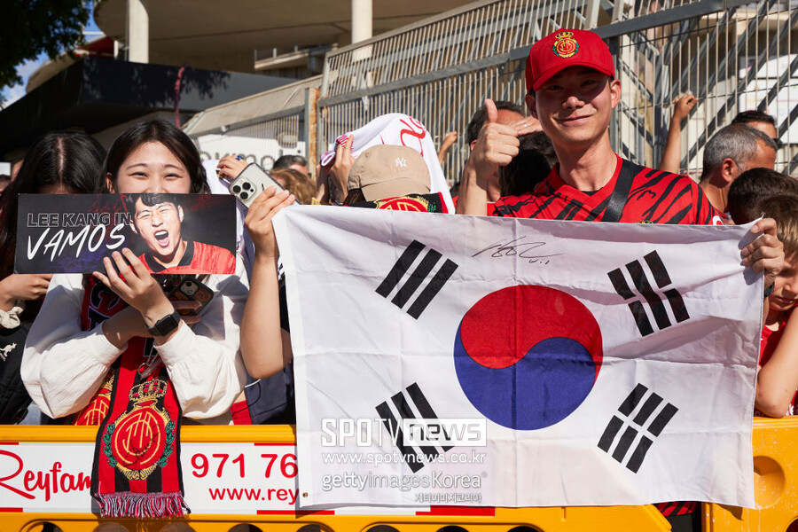 ▲ 마요르카는 이강인의 경기가 있는 날이면 한국 팬들로 넘쳐났다