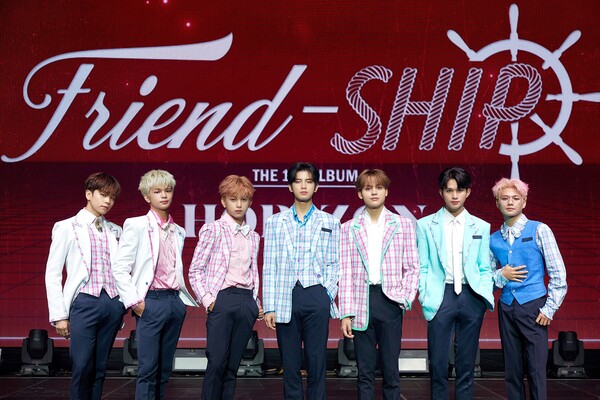 호라이즌, 데뷔 9일만에 음악방송 1위 후보 ‘성공적 데뷔 활동’