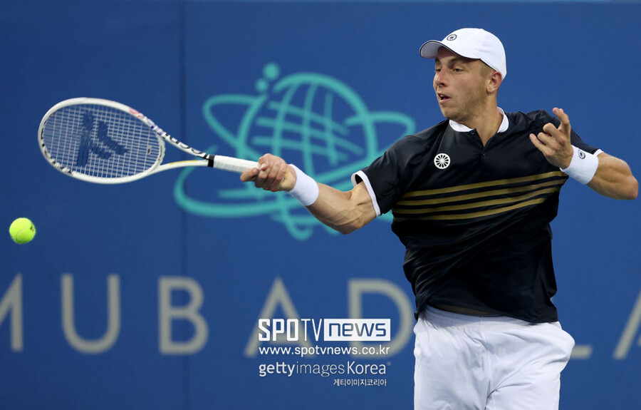 ▲ 탈론 그리에크스푸르가 2023년 ATP 투어 시티오픈 준결승전에서 경기를 펼치고 있다.