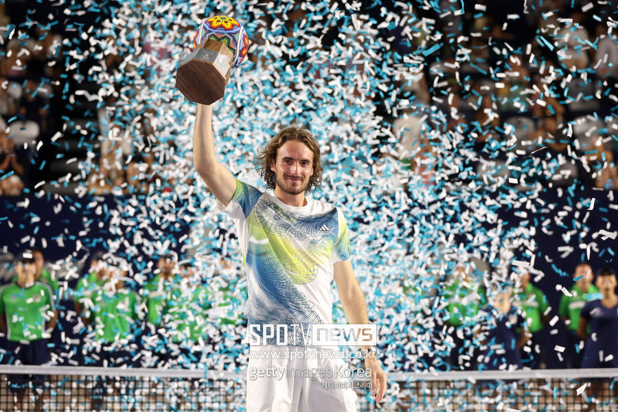 ▲ 2023년 ATP 투어 로스 카보스오픈 단식에서 우승한 스테파노스 치치파스