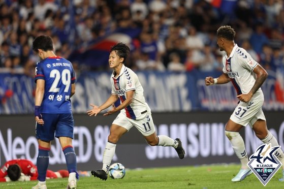 ▲ 수원FC 이승우가 K리그1 25라운드 최우수선수(MVP)에 선정됐다.  ⓒ한국프로축구연맹