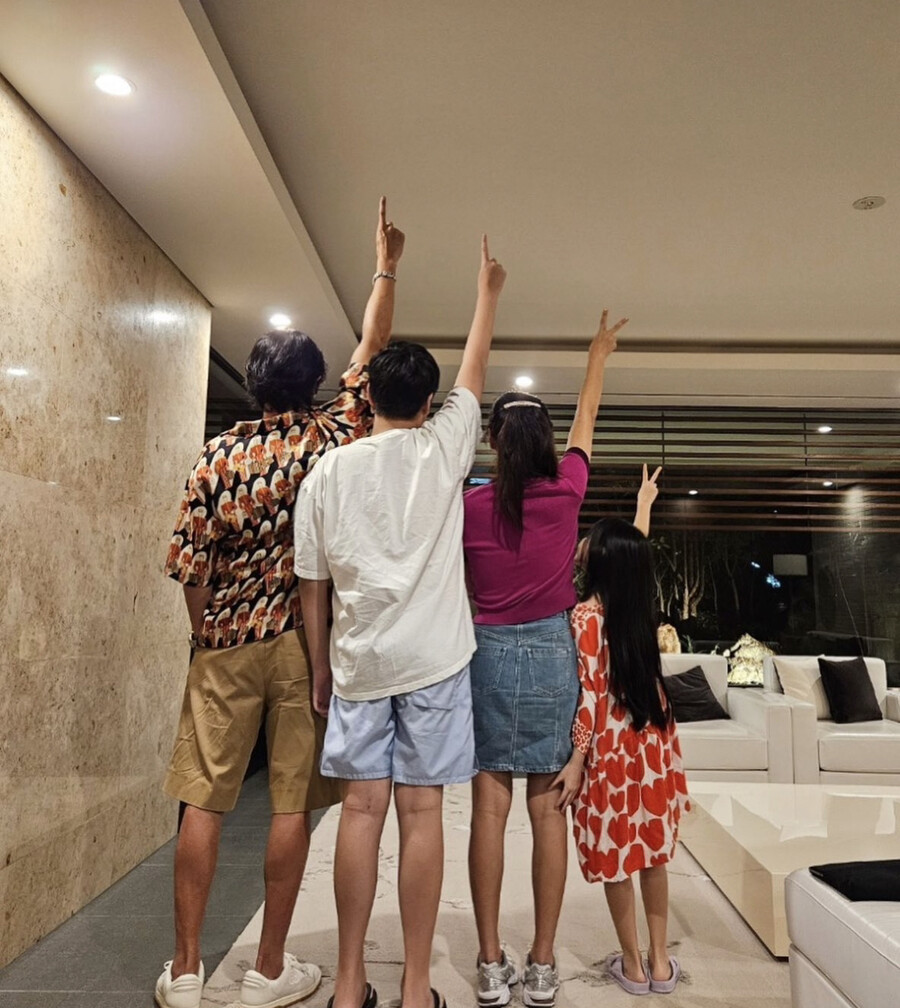 ▲ 장동건, 고소영 가족. 출처| 고소영 인스타그램