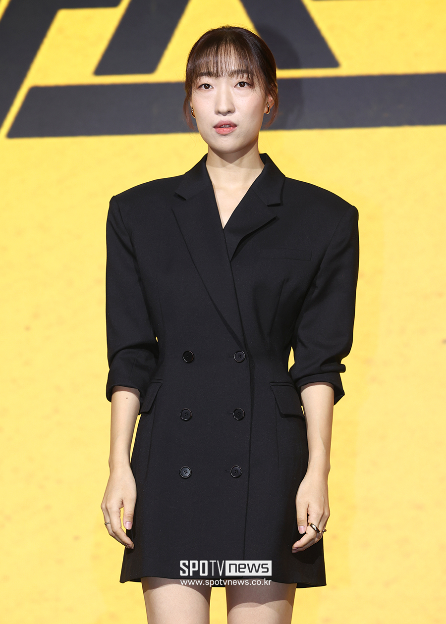 '마스크걸' 파격 데뷔 이한별 "고현정 선배 첫 만남에 안아줘, 안심됐다"