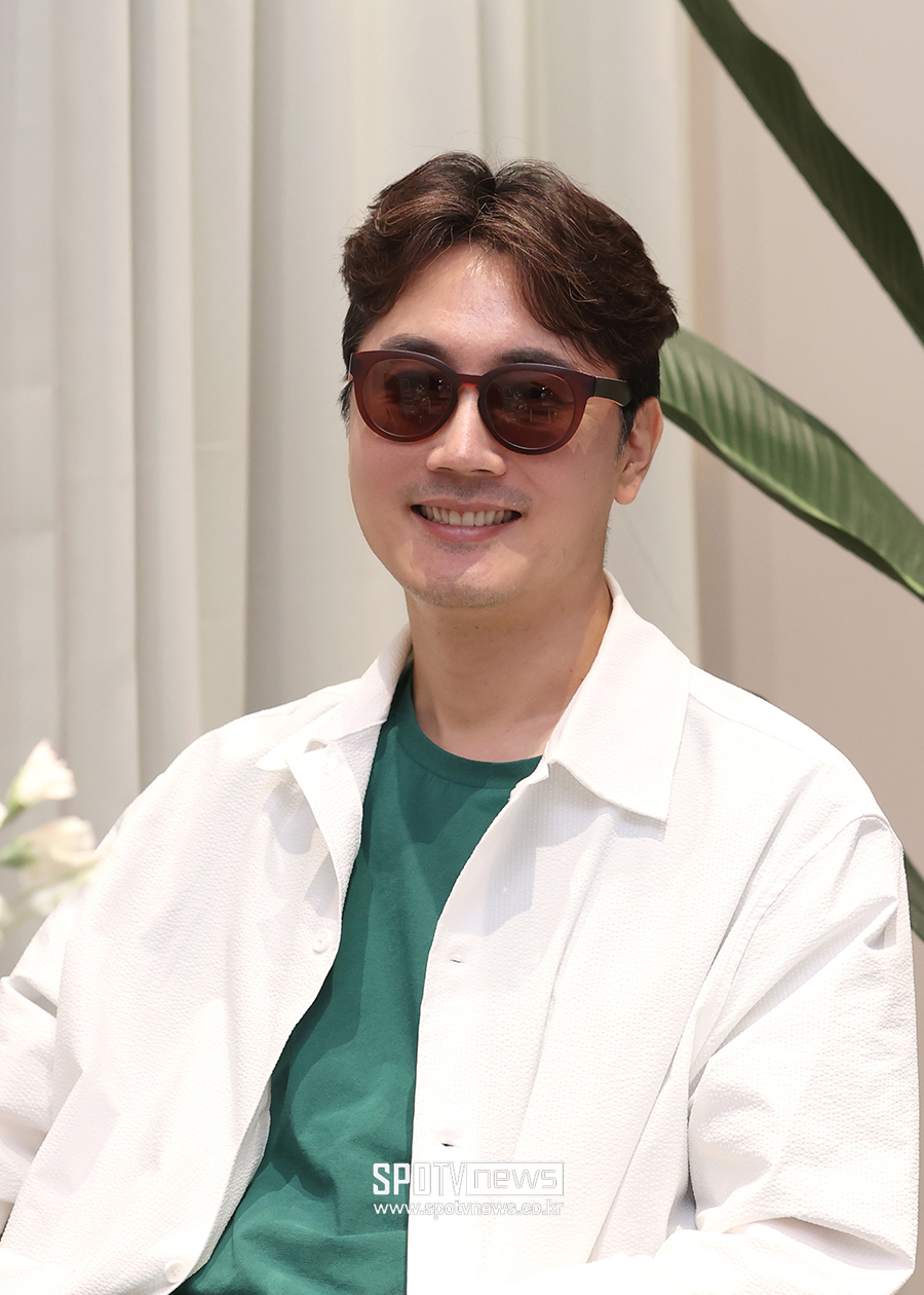 "궁즘증 따라가다보니 여기까지" 뉴미디어 큰손 '정프로' 정영진 이야기[인터뷰S]
