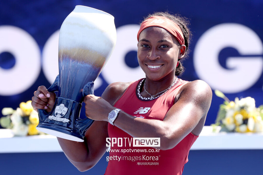 고프, WTA 투어 웨스턴 앤 서던 오픈 우승…첫 마스터스 1000 정상