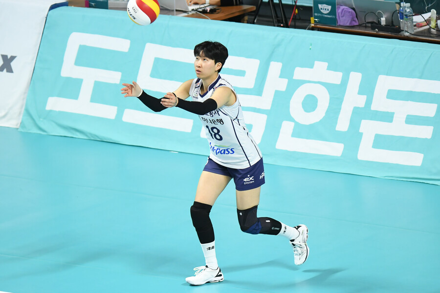 ▲ KGC인삼공사로 트레이드된 김세인 ⓒKOVO