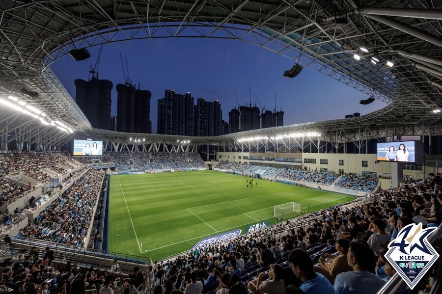 ▲ 대구FC는 26일 제주 유나이티드전이 원정 응원석을 뺀 모든 좌석이 매진 사례를 기록했다고 전했다. ⓒ한국프로축구연맹