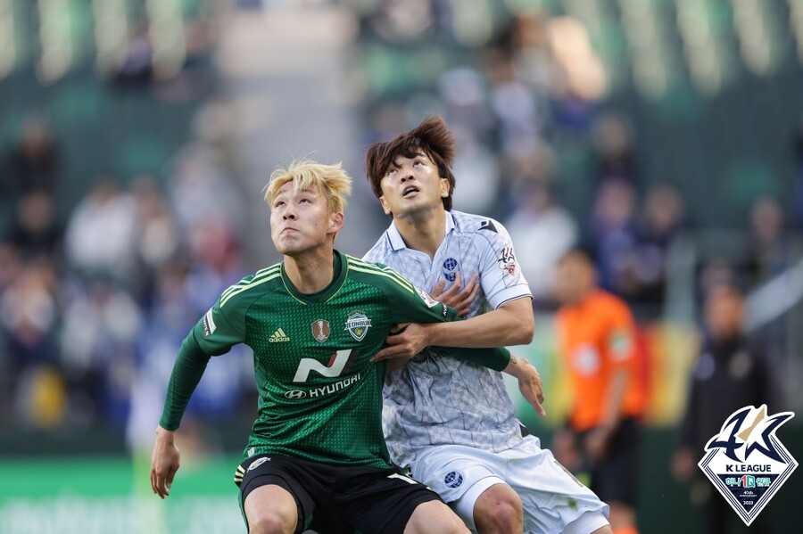 ▲ 늘 좋은 경기력만 보여주고 싶은 송민규. ⓒ한국프로축구연맹
