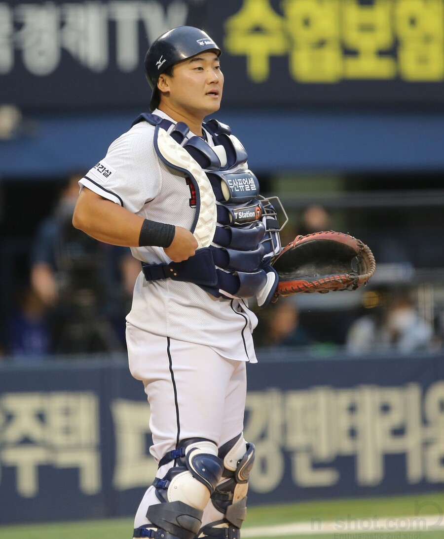 "대한민국 최고 투수" 무너뜨린 백업 포수의 인생 경기…충돌도 두렵지 않았다