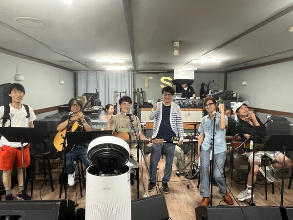 유리상자‧여행스케치‧동물원, 세팀 창단이래 첫 합창 무대