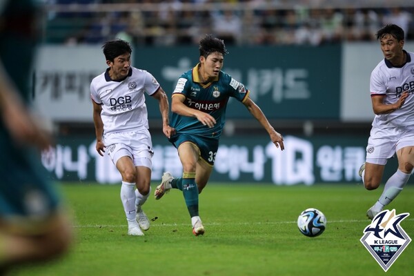 ▲ 배준호가 잉글랜드 챔피언십 스토크 시티 이적을 앞두고 있다  ⓒ 한국프로축구연맹