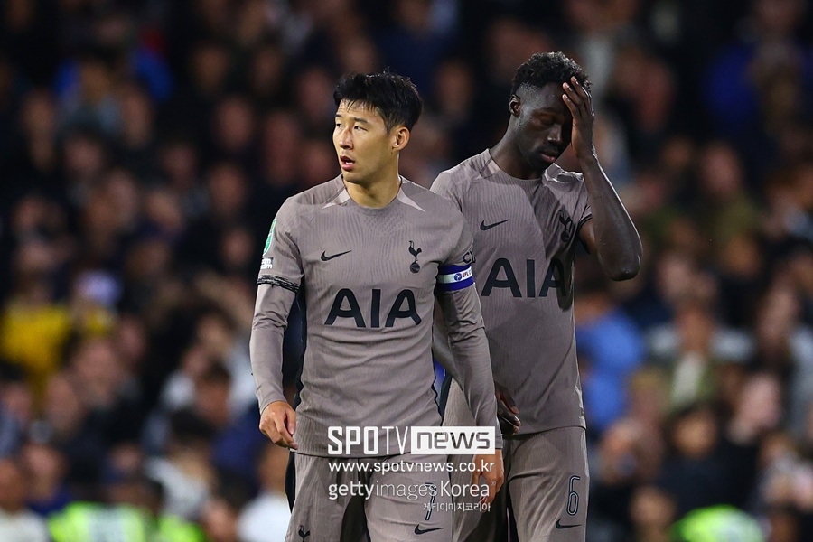 ▲ 승부차기를 실축한 다빈손 산체스(오른쪽).
