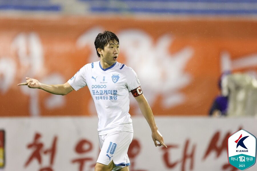 ▲ "아직도 포항 팬들이 응원을 많이 해주세요" 감사 인사를 전한 강상우. ⓒ한국프로축구연맹
