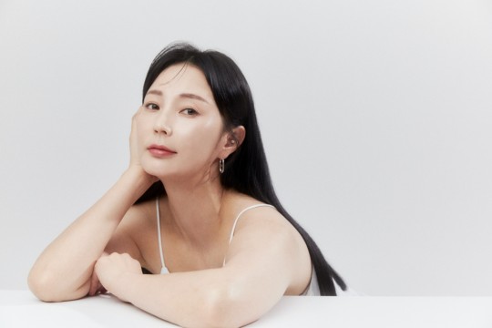안혜경, 9월 24일 결혼…"♥예비 남편, 방송계 종사자"