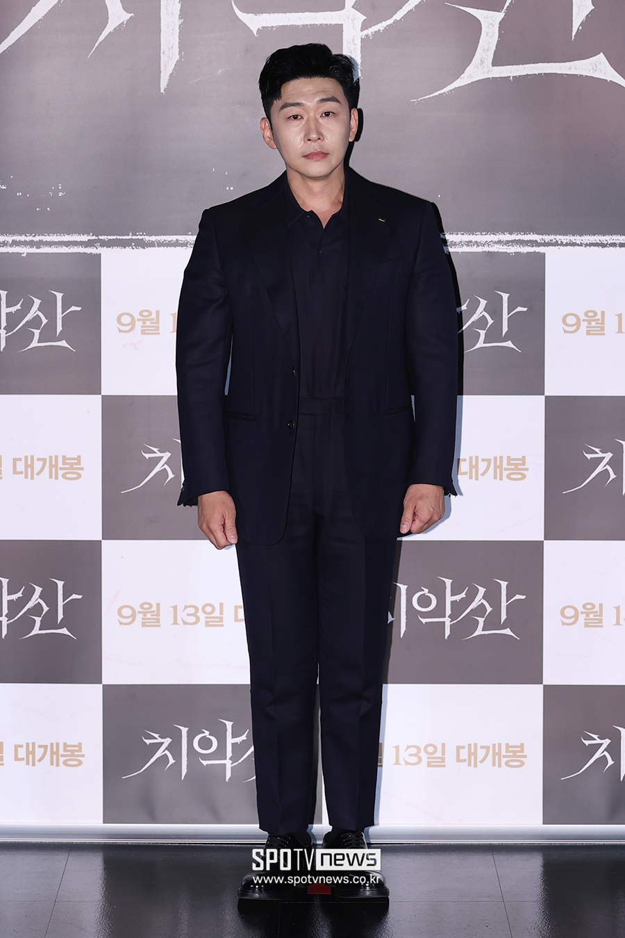 [포토S] 연제욱, 깔끔한 슈트 패션