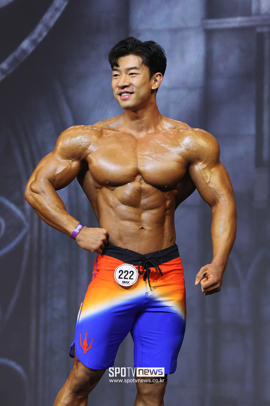 [포토S] 성난 근육과 온화한 미소