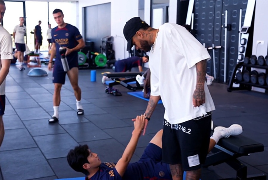 ▲ PSG와 작별하는 네이마르 ⓒ PSG