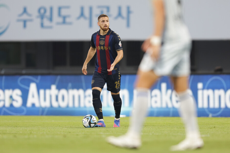 우고 고메스(수원FC). ⓒ한국프로축구연맹 