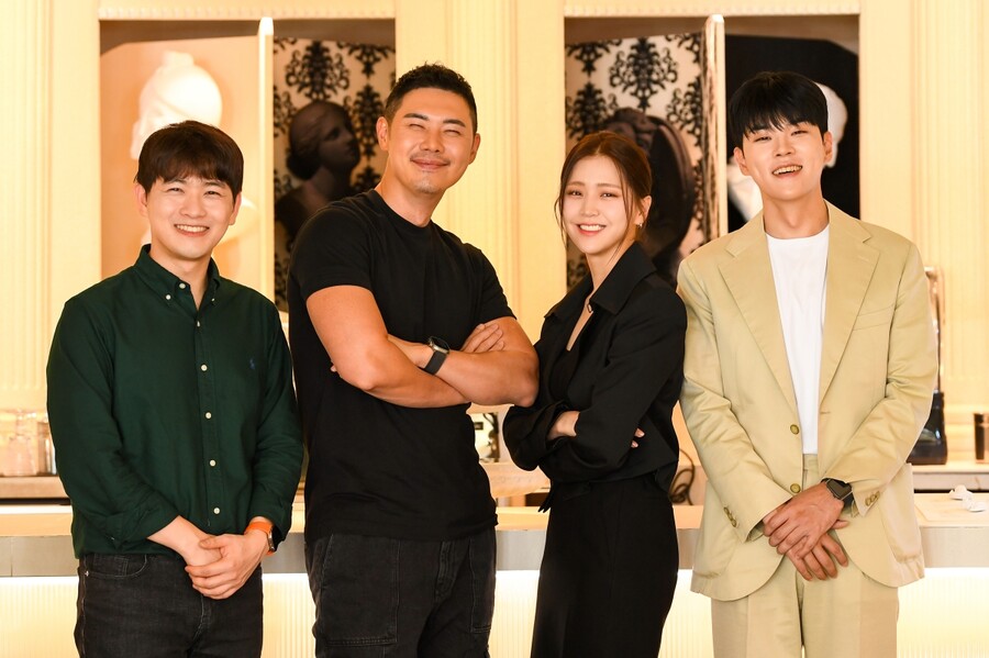▲ '동네멋집' 김명하 PD, 유정수 대표, 배우 김지은, 이인권 아나운서. 제공| SBS