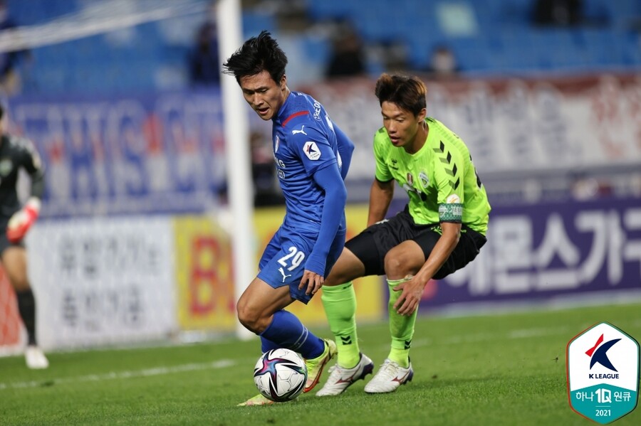 ▲ 수원 삼성 블루윙즈 시절 정상빈 ⓒ한국프로축구연맹
