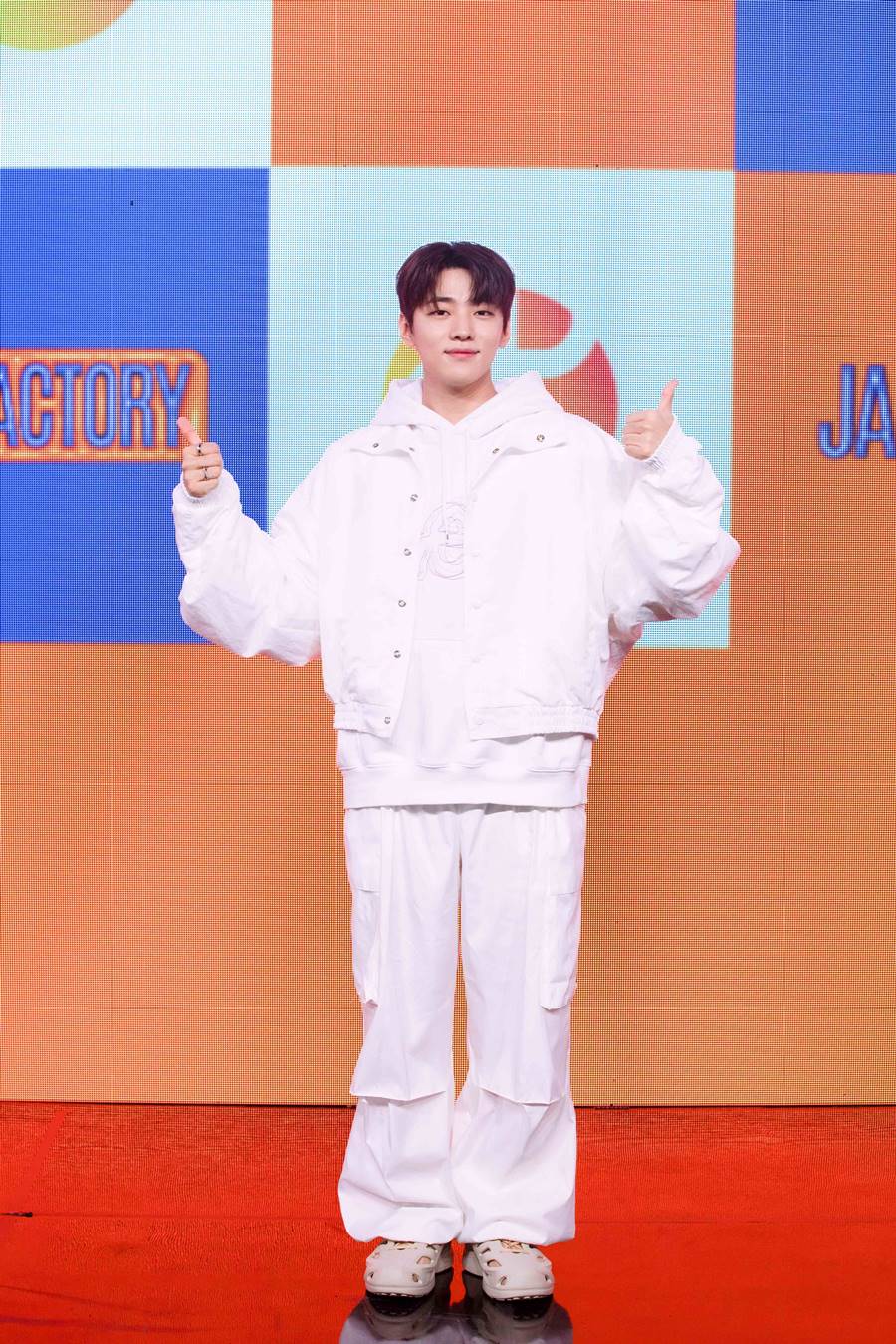 DKZ 재찬 "'경윤 탈퇴, 힘들었다…남은 멤버들과 더 열심히 노력할 것"