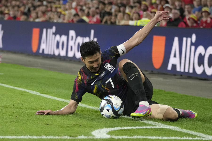 ▲ 축구대표팀 주장 손흥민. 웨일스전 풀타임을 소화했다. ⓒ연합뉴스/AP/REUTERS
