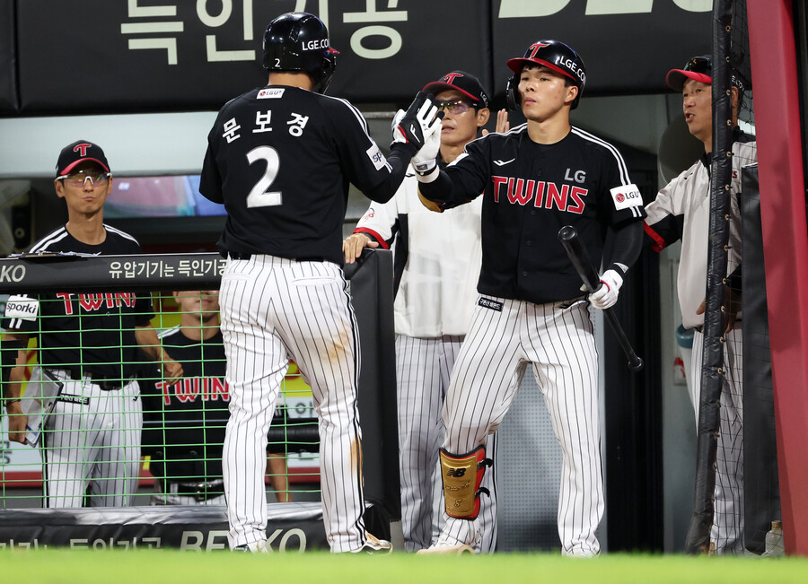 ▲ 70승 고지 선착에 성공한 LG 트윈스 ⓒ연합뉴스