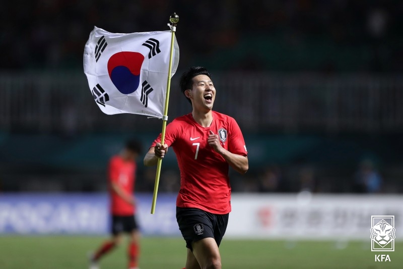 ▲ 2018 자카르타 팔렘방 아시안게임 와일드카드로 출전해 한국에 금메달을 안긴 손흥민. ⓒ대한축구협회