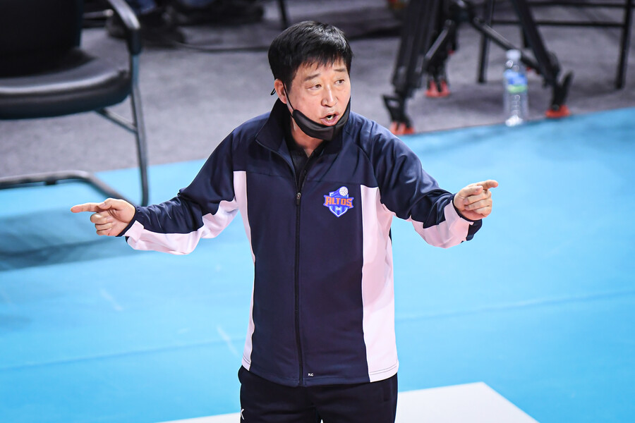 IBK기업은행, 일본서 전지훈련 실시…김호철 "팀의 경기력 점검"