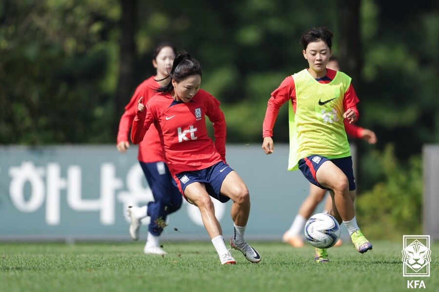 ▲ 18일 파주NFC에서 여자축구 대표팀이 항저우 아시안게임 출국을 앞두고 최종 훈련을 진행했다 ⓒ 대한축구협회