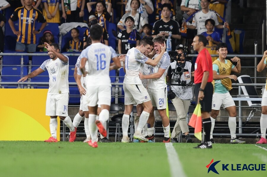 ▲ 울산 현대-빠툼 유나이티드 ⓒ한국프로축구연맹