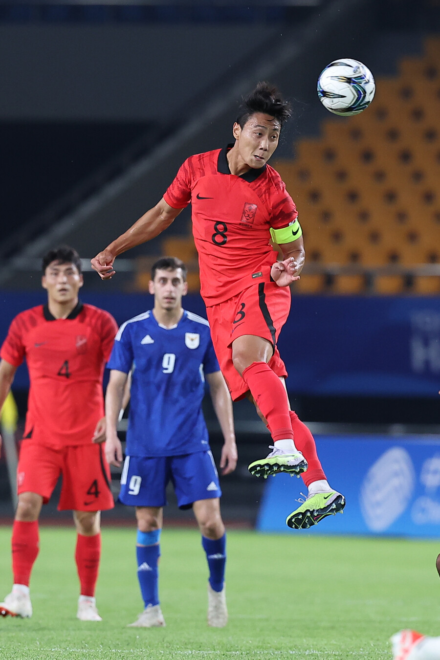 ▲ 치열한 수비력을 보여주고 골도 넣은 황선홍호 주장 백승호, 선수들은 쿠웨이트전 9-0을 만들었다. ⓒ연합뉴스