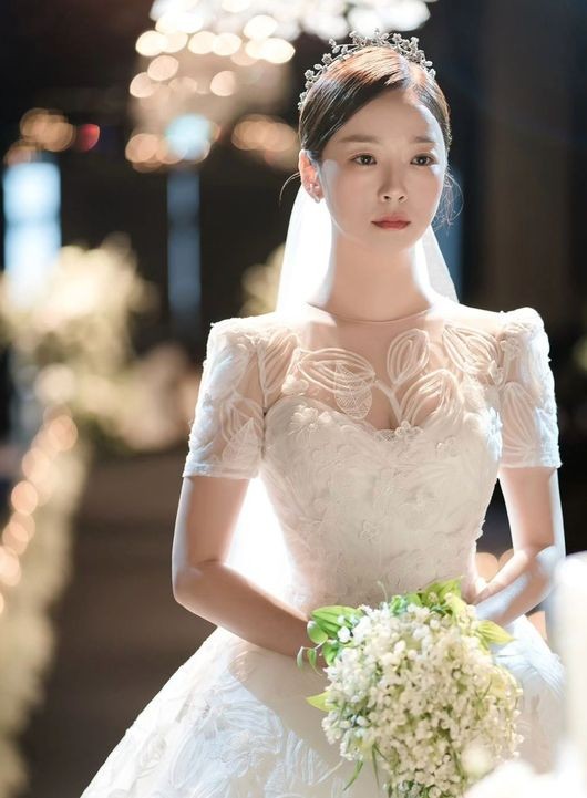 배우 이채은, 이미 품절녀였다 "4월 결혼, 신부가 되었다"