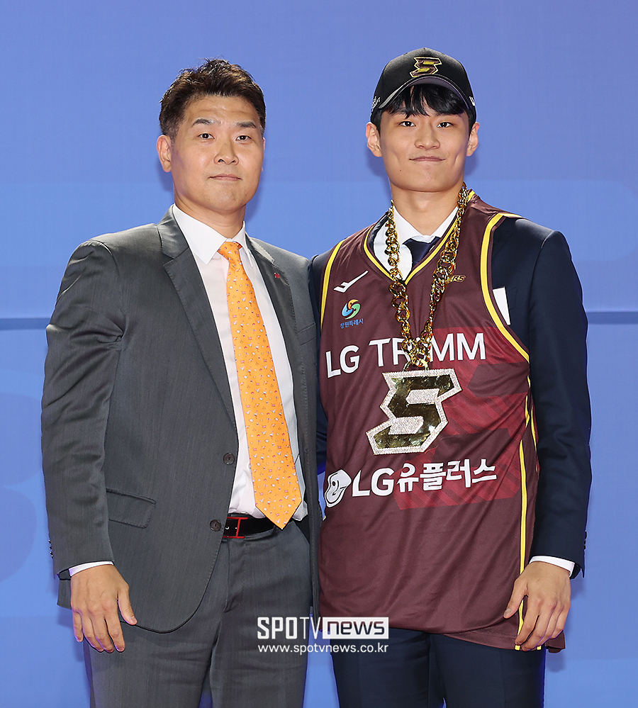 ▲ LG 조상현 감독 유기상 ⓒ곽혜미 기자