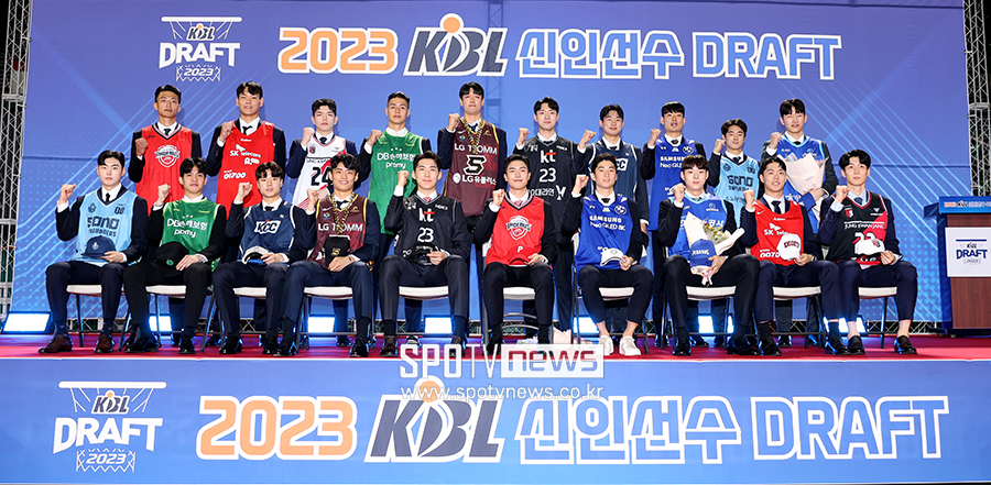 ▲ 2023 KBL 신인선수 드래프트에 뽑힌 선수들 ⓒ 곽혜미 기자