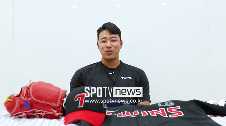 ▲ 스포티비뉴스와 인터뷰 중인 정우영