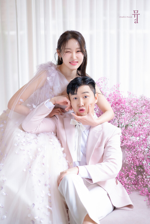 쌍둥이 개그맨 이상호, '프듀' 김자연과 결혼 "감사합니다, 잘 살겠습니다"