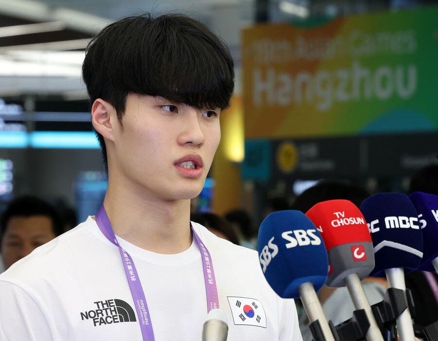 ▲ 황선우는 주종목이 자유형 200m지만, 자유형 100m에서 판잔러와 왕하오유를 제친다면 금메달을 기대할 수 있다.