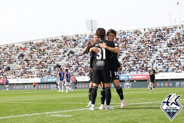 주민규 결승골 울산, 수원FC에 수적 우세 안고 승리…전북은 어렵게 광주 돌풍 잠재웠다