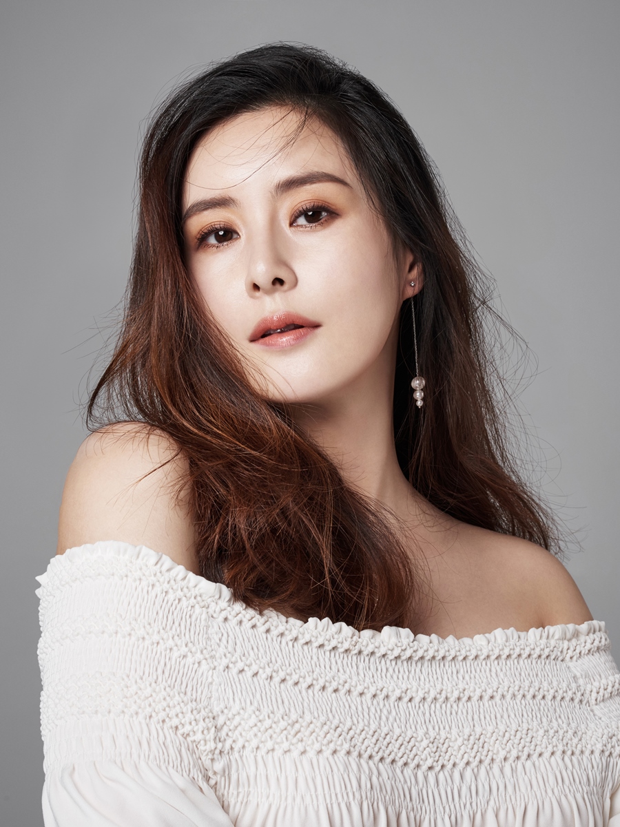 최정윤, 소속사도 새 출발…에일리언컴퍼니 전속계약[공식]