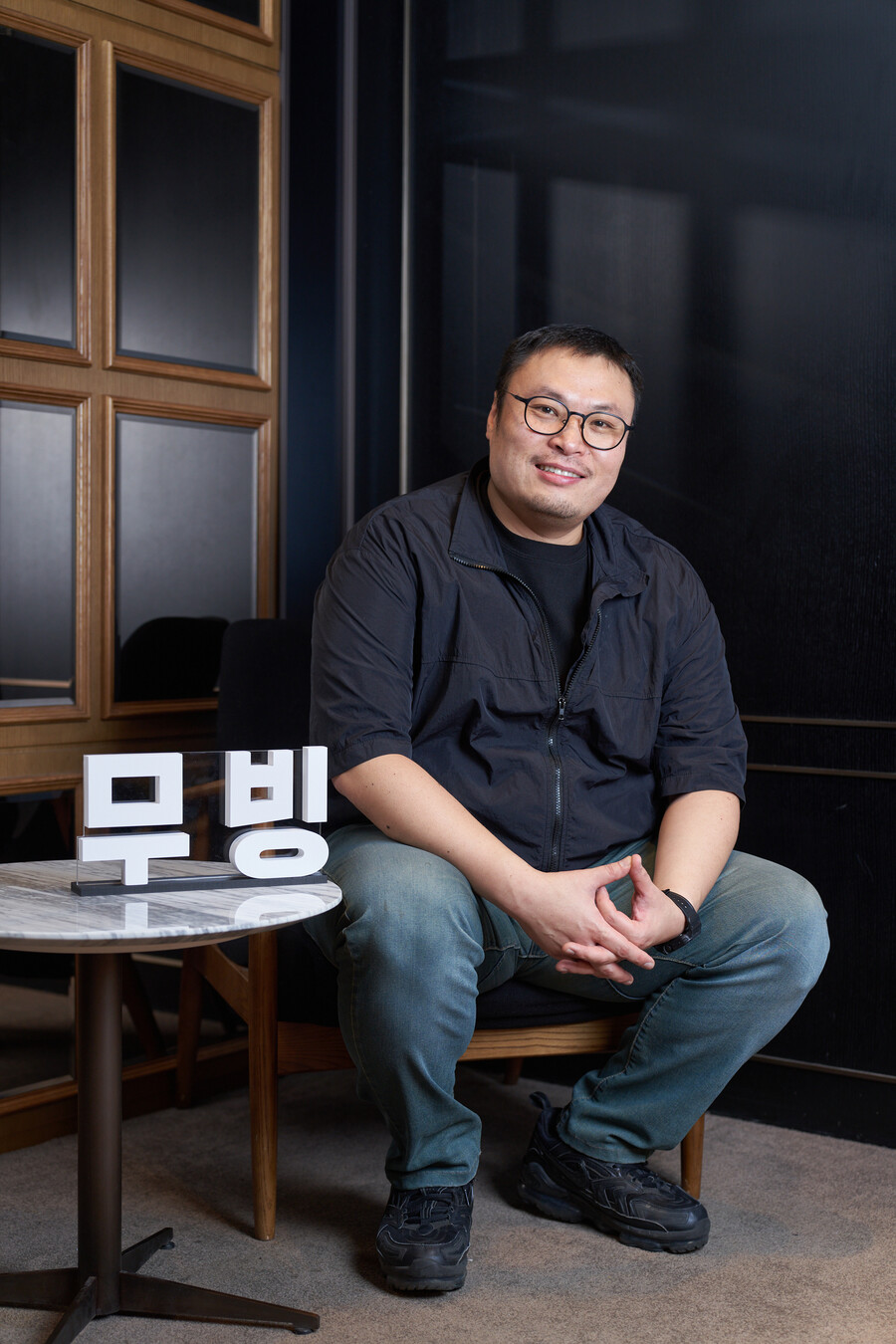 강풀 작가 “‘무빙’ 시즌2 고민 깊어, 인생 방향 바뀌는 문제”(‘허지웅쇼’)