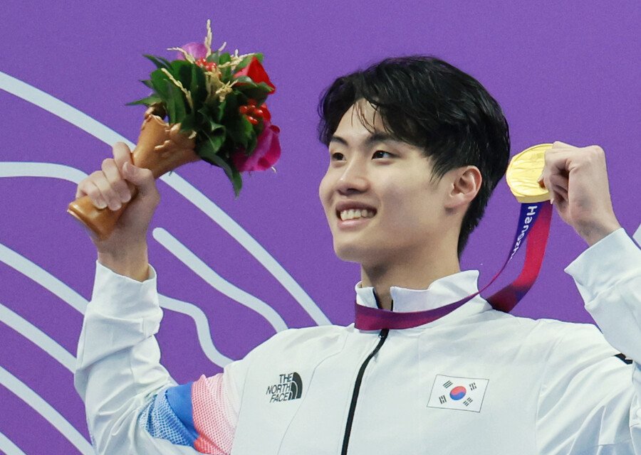 ▲ 황선우는 박태환 이후 13년 만에 단일 대회에서 금메달 2개 이상을 따내려 한다. ⓒ연합뉴스