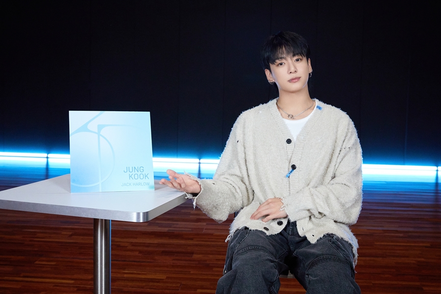 정국, 2개월 만에 초고속 컴백 "신곡 '3D', 'Seven'과 다른 매력의 멋진 모습" 