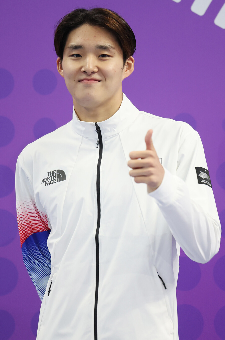 ▲ '엄지척' 김우민  ⓒ 연합뉴스