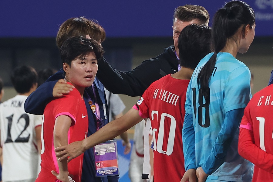 ▲ 30일 중국 원저우 스포츠센터 스타디움에서 열린 2022 항저우 아시안게임 여자축구 8강전 한국과 북한의 경기 ⓒ 연합뉴스