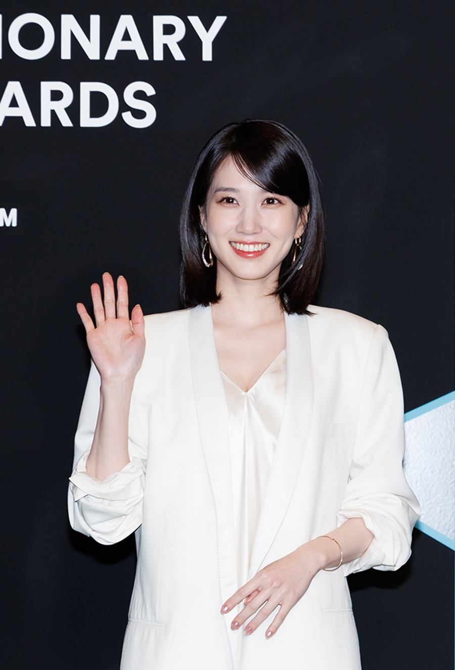 박은빈, BIFF 최초 개막식 단독 사회자[공식]